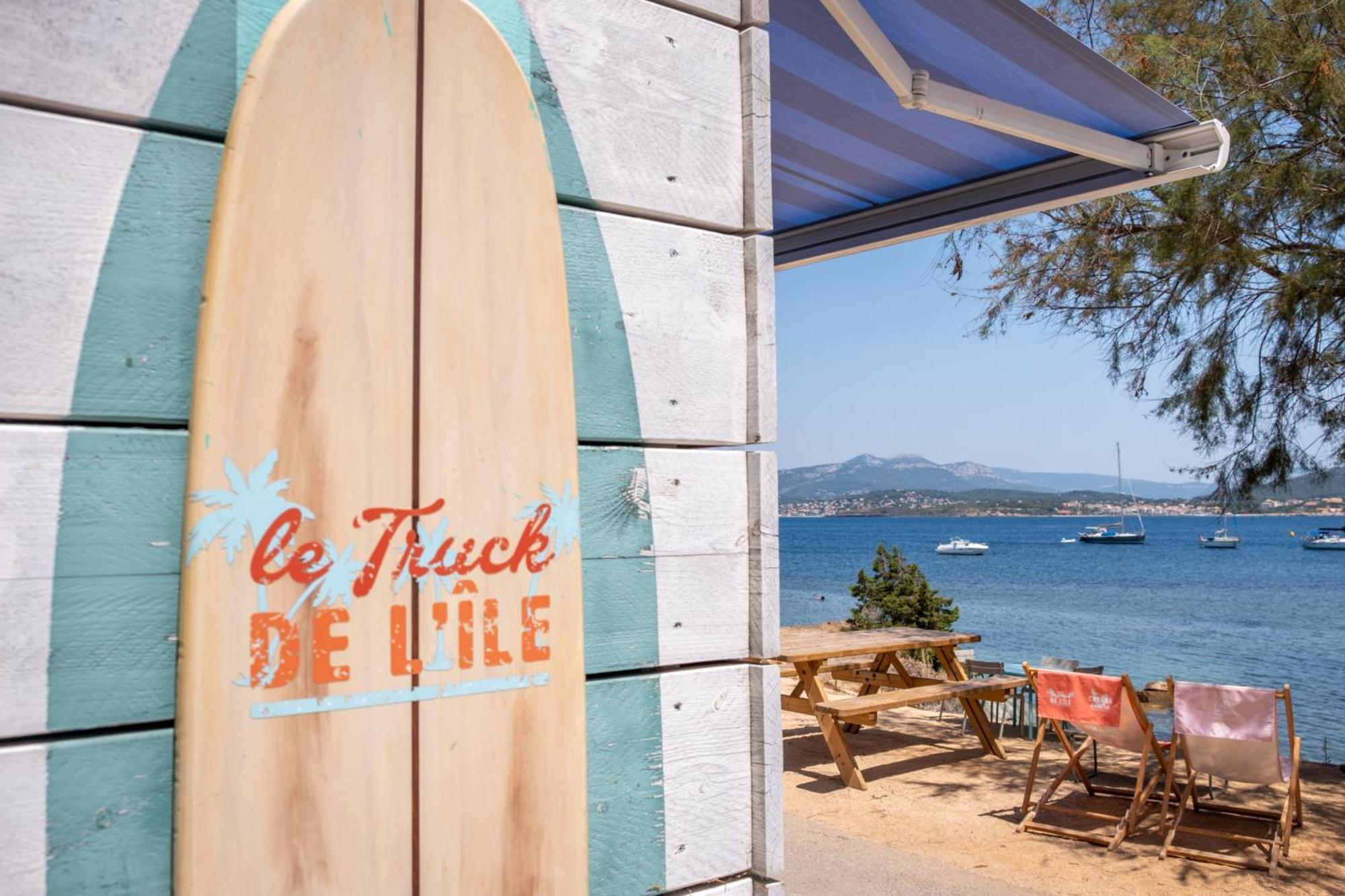Hotel Helios & Spa - Ile Des Embiez Six-Fours-les-Plages Ngoại thất bức ảnh