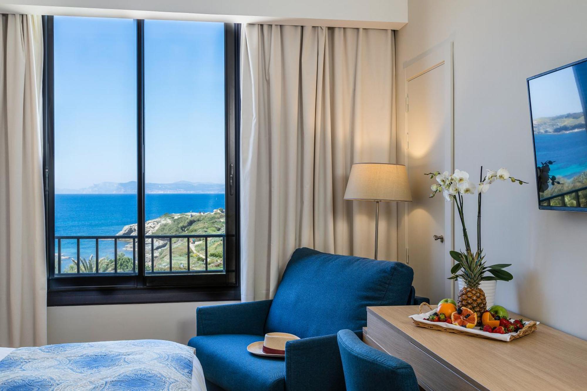 Hotel Helios & Spa - Ile Des Embiez Six-Fours-les-Plages Ngoại thất bức ảnh