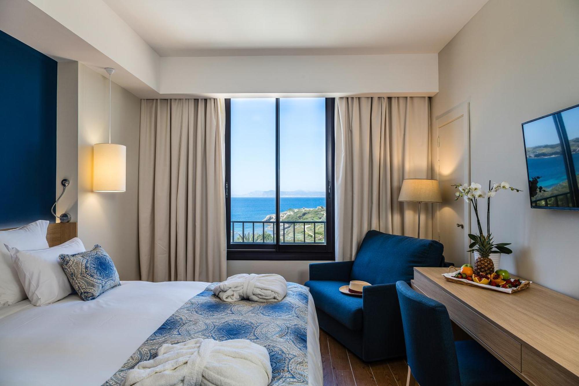 Hotel Helios & Spa - Ile Des Embiez Six-Fours-les-Plages Ngoại thất bức ảnh