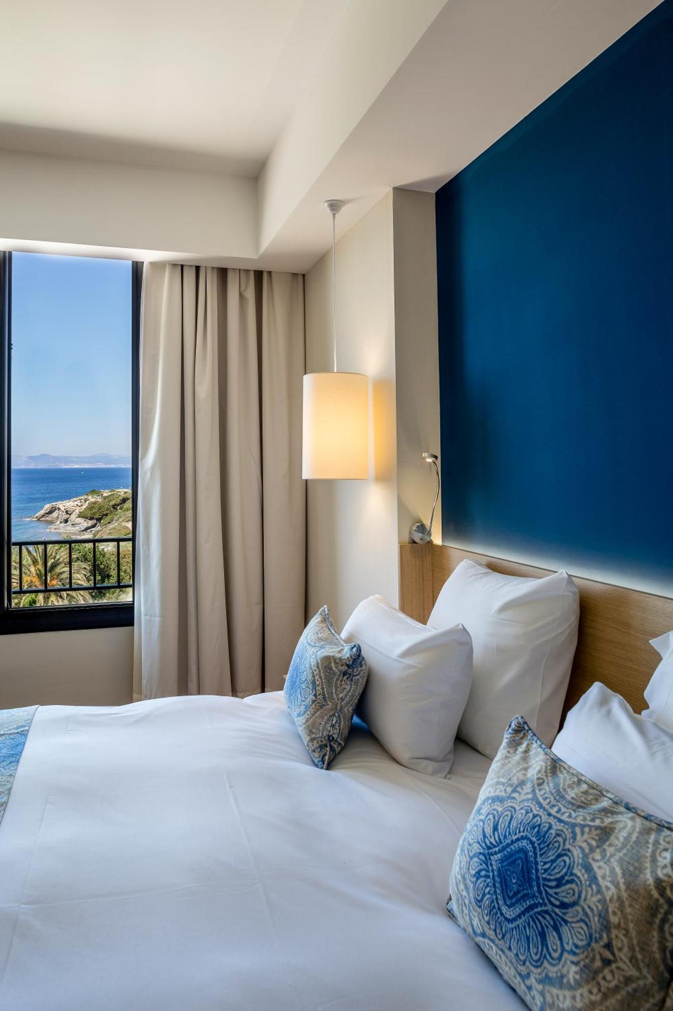 Hotel Helios & Spa - Ile Des Embiez Six-Fours-les-Plages Ngoại thất bức ảnh