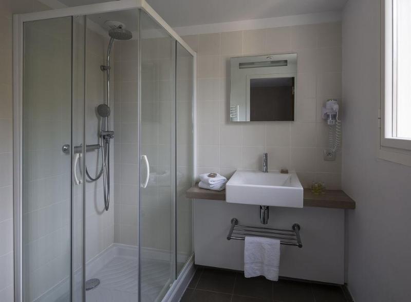 Hotel Helios & Spa - Ile Des Embiez Six-Fours-les-Plages Ngoại thất bức ảnh