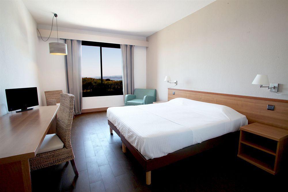 Hotel Helios & Spa - Ile Des Embiez Six-Fours-les-Plages Ngoại thất bức ảnh