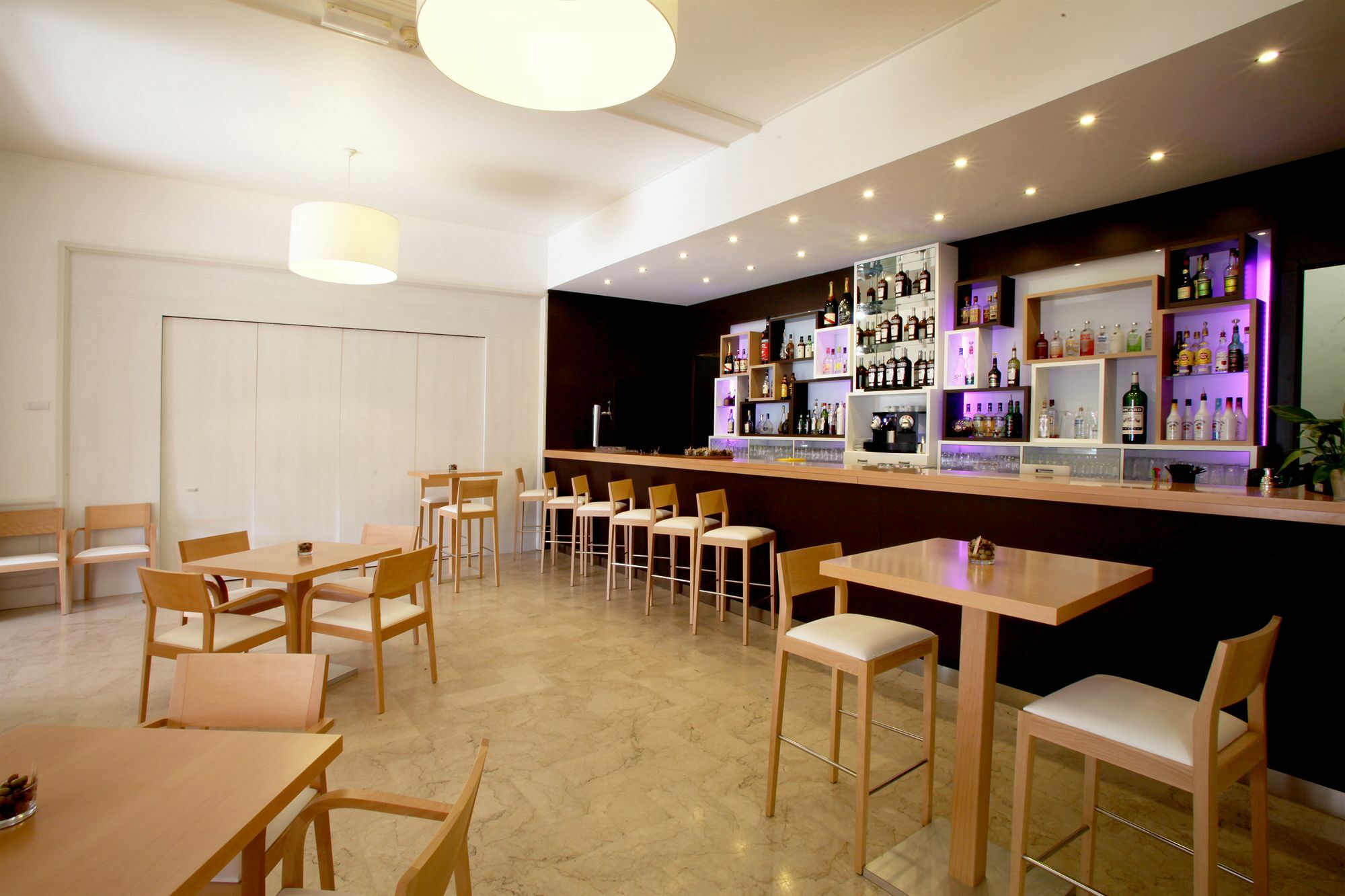 Hotel Helios & Spa - Ile Des Embiez Six-Fours-les-Plages Ngoại thất bức ảnh