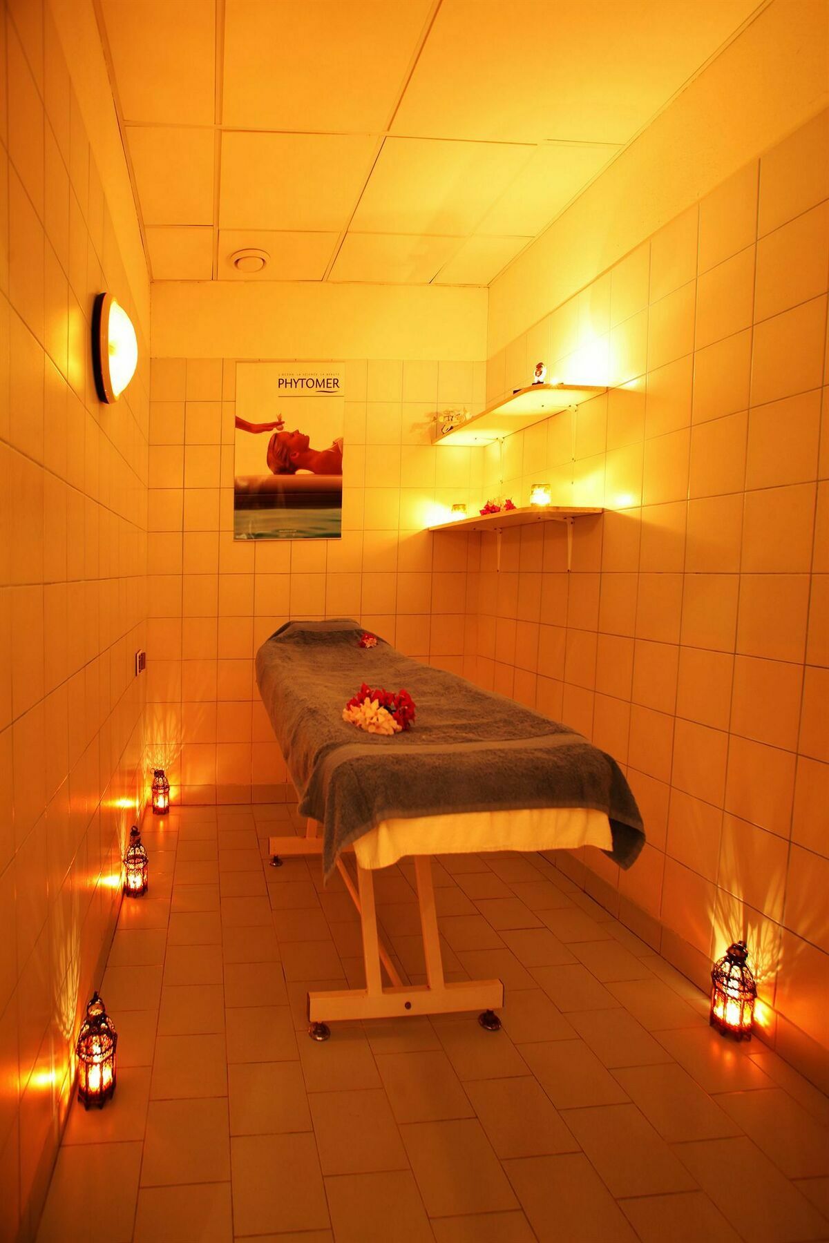 Hotel Helios & Spa - Ile Des Embiez Six-Fours-les-Plages Ngoại thất bức ảnh